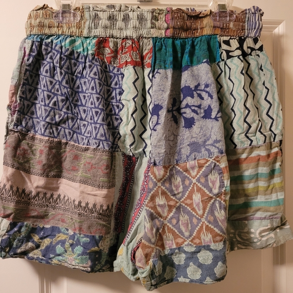 EARTHBOUND Women's Multicolor Patchwork Boho Shorts Size XL - Picture 2 of 5